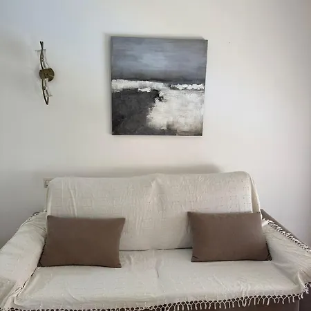 Acogedor 4 Pers Apartment Fuengirola